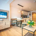 Winklers Gipfelblick Chalet, Inklusive Alpentherme - Ganzjaehrig, Gasteiner Bergbahn - Nur Sommer Appartement Bad Hofgastein